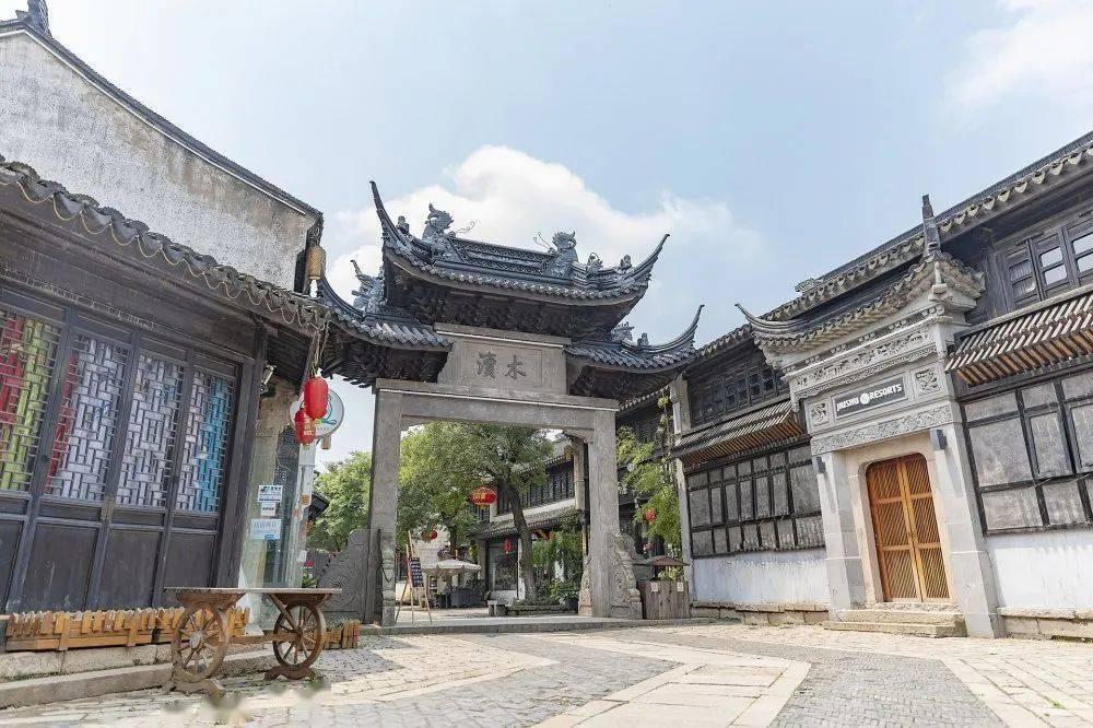 僵尸吃怪物